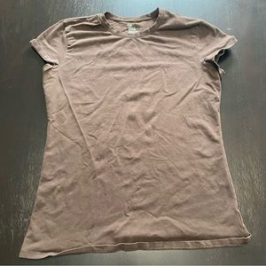 Gap brown tee